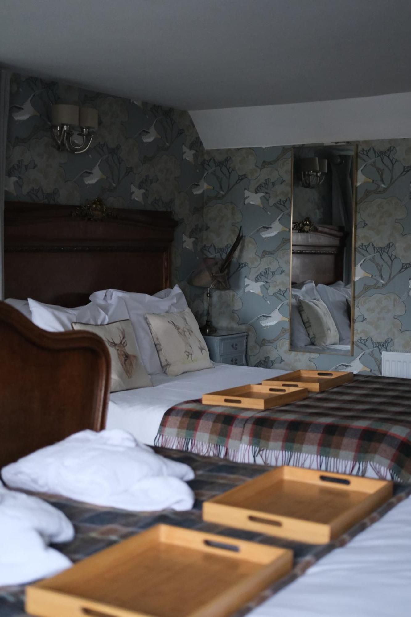 The Crown Inn Dial Post Horsham Room photo